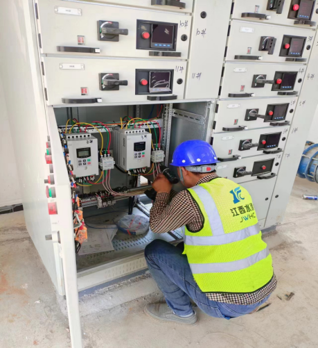 �������ձ���-ӭ��Ѵ������������ǰ�� -348.png